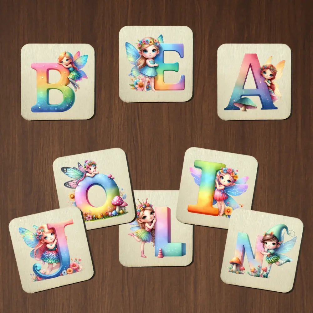Buchstaben auf Holztäfelchen