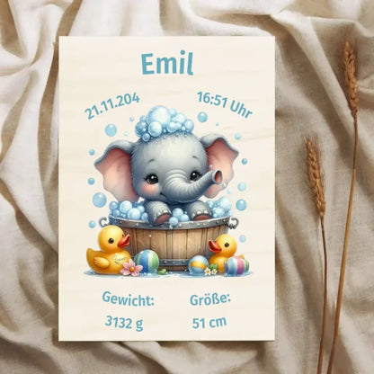 geburtstafel-holz-badender-elefant-mockup2